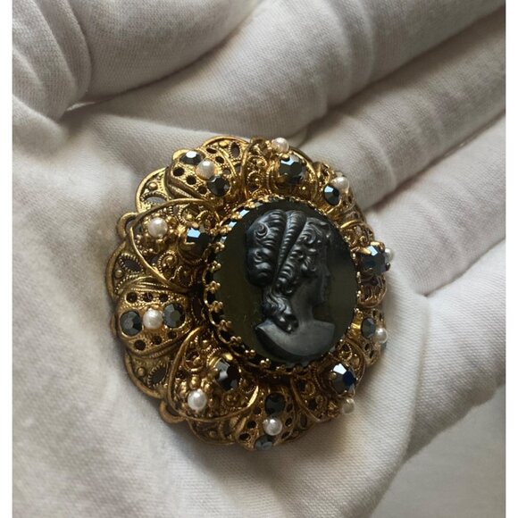 Vintage West Germany Black Cameo Brooch Earrings Set Gold Tone Regency Victorian - Picture 3 of 11